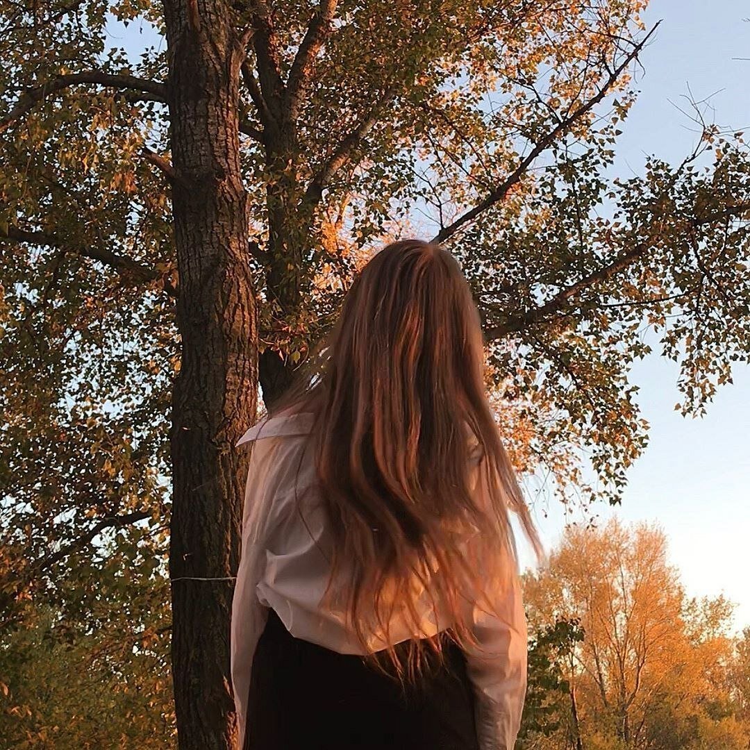 Девушка Осенью Без Лица Фото На Аву